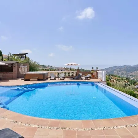 With Infinity Pool & Hot Tub *